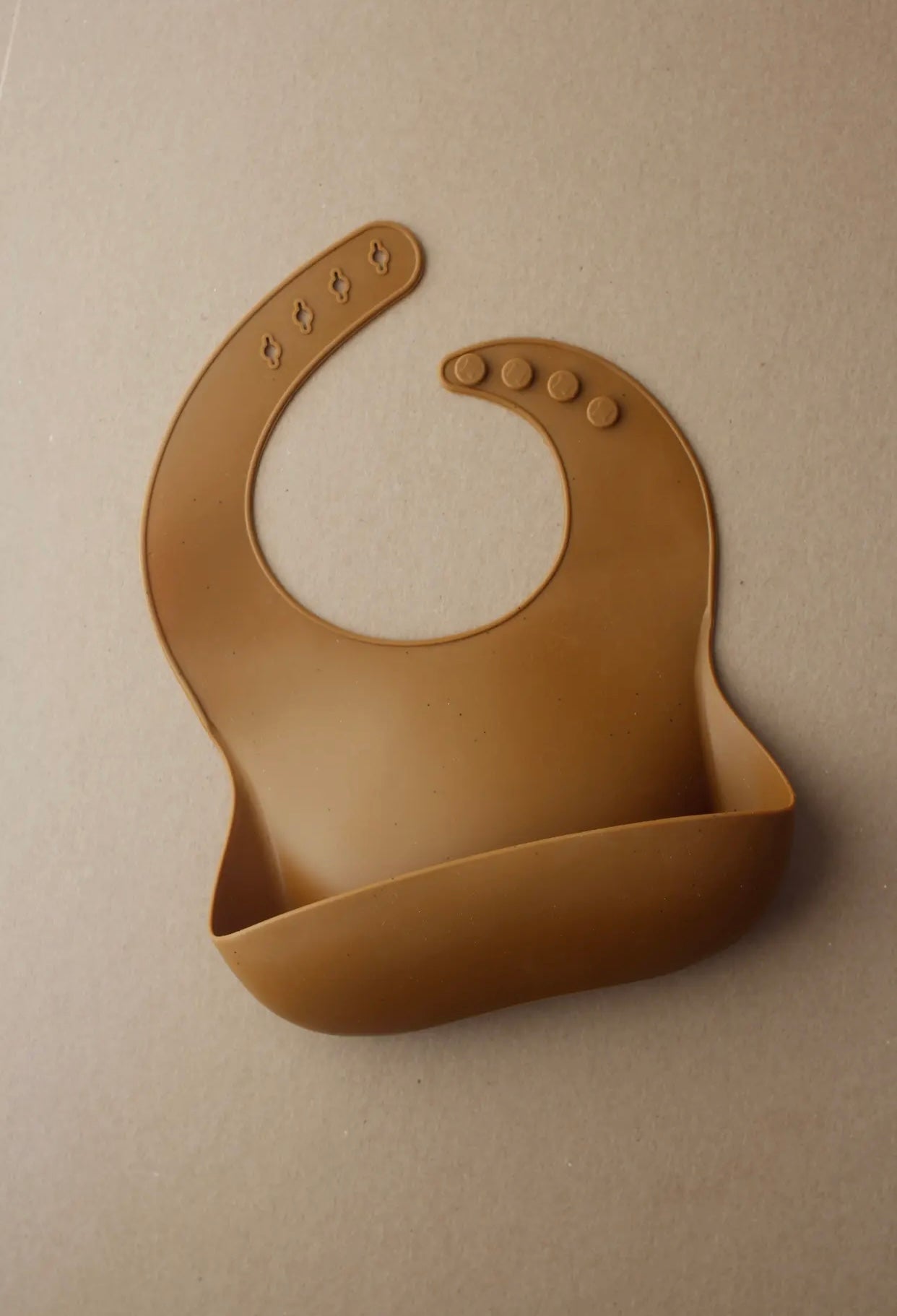 Silicone Bib - Speckle Clay